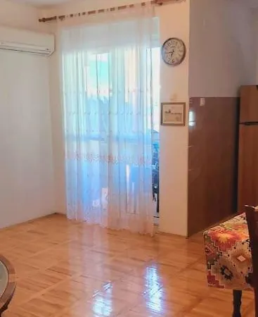 Pored Trebisnjice * Τρέμπινιε